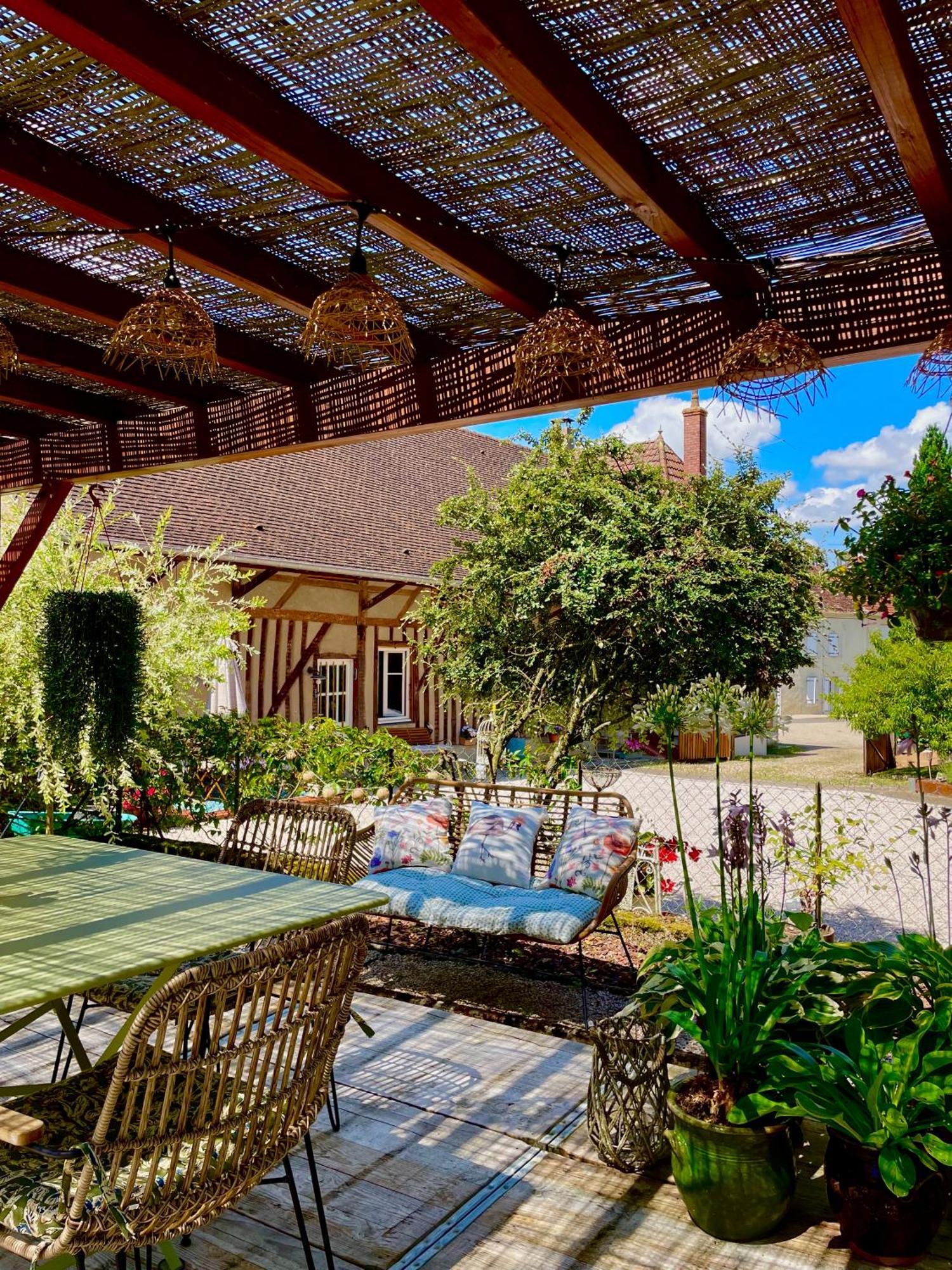 Au Charme D'Ici La Chapelle-Saint-Sauveur (Saone-et-Loire) Exterior foto